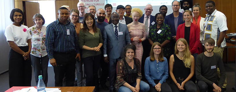 Internationale Konferenz 'Different Shades of White: Interdisciplinary perspectives on Albinotic Body' Internationale Konferenz 'Different Shades of White: Interdisciplinary perspectives on Albinotic Body'